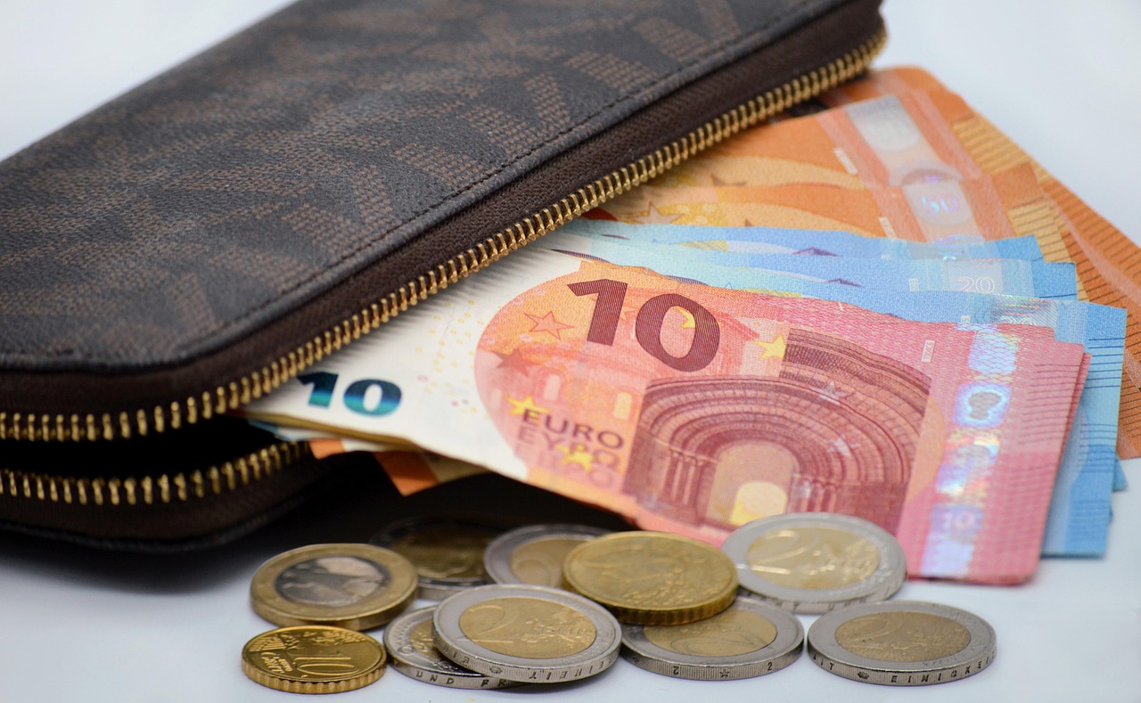 El encarecimiento de los alquileres comerciales asfixia al pequeño comercio y a la hostelería en Canarias